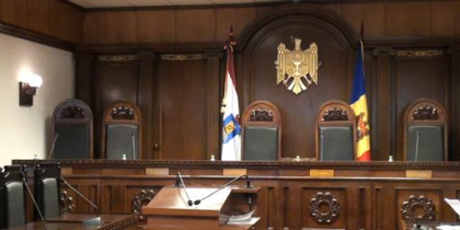 Sedinta Curtii Constitutionale. Magistratii examineaza sesizarea lui Sergiu Litvinenco privind verificarea initiata de ANI in privinta Domnicai Manole - VIDEO Sedinta Curtii Constitutionale. Magistratii examineaza sesizarea lui Sergiu Litvinenco privind verificarea initiata de ANI in privinta Domnicai Manole - VIDEO