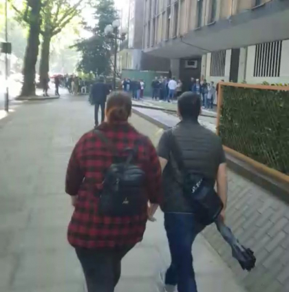 Londra. La o sectie de votare era rand de la ora 6: "La ora 8 mi-a ajuns randul de a vota" - VIDEO