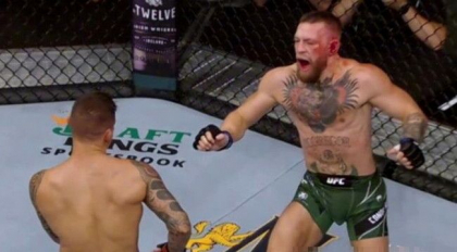 Conor McGregor si-a rupt piciorul in prima runda cu Dustin Poirier. VIDEO cu momentul Conor McGregor si-a rupt piciorul in prima runda cu Dustin Poirier. VIDEO cu momentul