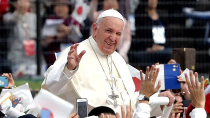 Prima aparitie publica a papei Francisc dupa operatie. Suveranul pontif a tinut slujba de la balconul spitalului Prima aparitie publica a papei Francisc dupa operatie. Suveranul pontif a tinut slujba de la balconul spitalului