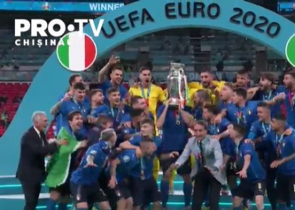 Nationala Italiei este noua campioana europeana. Trupa lui Roberto Mancini a triumfat la EURO 2020 Nationala Italiei este noua campioana europeana. Trupa lui Roberto Mancini a triumfat la EURO 2020