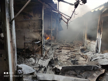 Incendiu la piata de marfuri din Rezina. La fata locului au ajuns 6 echipe de interventie - FOTO Incendiu la piata de marfuri din Rezina. La fata locului au ajuns 6 echipe de interventie - FOTO