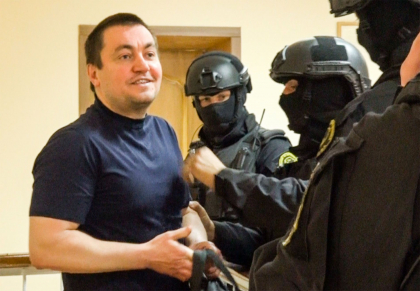 Sergiu Litvinenco: "Este o bataie de joc ca Platon a fost lasat sa paraseasca liber Moldova" Sergiu Litvinenco: "Este o bataie de joc ca Platon a fost lasat sa paraseasca liber Moldova"