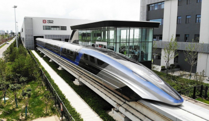 China a prezentat un tren care merge cu 600 km/h VIDEO & FOTO China a prezentat un tren care merge cu 600 km/h VIDEO & FOTO