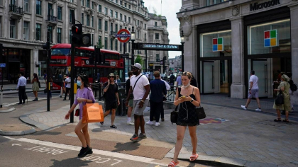 Restrictii de calatorie in Marea Britanie: fara carantina in Anglia pentru cetatenii UE si SUA complet vaccinati de la 2 august Restrictii de calatorie in Marea Britanie: fara carantina in Anglia pentru cetatenii UE si SUA complet vaccinati de la 2 august