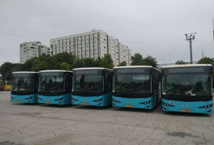 Primele 5 autobuze noi de model ISUZU au ajuns in capitala - FOTO Primele 5 autobuze noi de model ISUZU au ajuns in capitala - FOTO