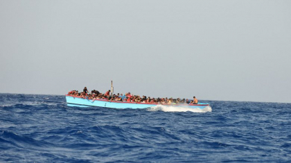 Aproape 40 de migranti din vestul Africii au murit dupa ce s-au rasturnat cu barca, incercand sa ajunga in Spania Aproape 40 de migranti din vestul Africii au murit dupa ce s-au rasturnat cu barca, incercand sa ajunga in Spania
