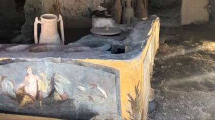 Descoperire impresionanta in Pompeii. Vizitatorii vor putea vedea un snack bar antic foarte bine conservat - FOTO