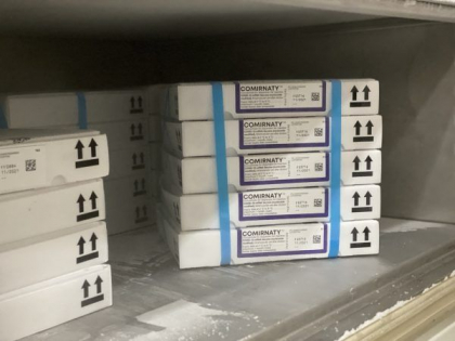 Peste 5 de mii de doze de vaccin Pfizer au ajuns in Moldova - FOTO Peste 5 de mii de doze de vaccin Pfizer au ajuns in Moldova - FOTO