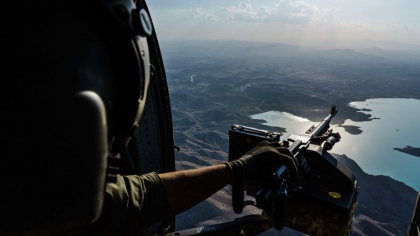Oficial NATO: UE isi muta diplomatii intr-un loc mai sigur dupa ce talibanii au intrat in Kabul Oficial NATO: UE isi muta diplomatii intr-un loc mai sigur dupa ce talibanii au intrat in Kabul