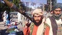 LIVE. Talibanii au intrat in Kabul / Presedintele afgan preda puterea, islamistii vor forma duminica un nou guvern / SUA isi evacueaza oamenii cu elicopterele