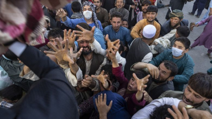 Ministrul grec al migratiei: „Nu vrem ca tara noastra sa devina poarta de intrare in UE pentru refugiatii afgani”