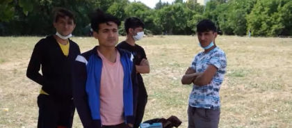 Afganii refugiati din Romania sunt ingroziti de situatia din tara. „Familia mea e in pericol acolo” Afganii refugiati din Romania sunt ingroziti de situatia din tara. „Familia mea e in pericol acolo”