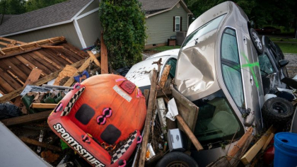 Cel putin 21 morti si 20 de disparuti in urma ploilor „istorice” care s-au produs in statul american Tennessee Cel putin 21 morti si 20 de disparuti in urma ploilor „istorice” care s-au produs in statul american Tennessee