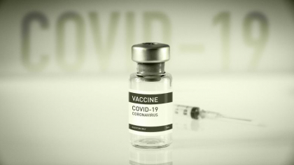 Thailanda a creat un robot care extrage 12 doze de vaccin anti-COVID dintr-o singura fiola Thailanda a creat un robot care extrage 12 doze de vaccin anti-COVID dintr-o singura fiola