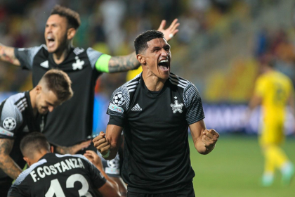 Pentru prima data in istorie, o echipa de fotbal din Moldova s-a calificat in grupele Ligii Campionilor. FC Sheriff Tiraspol a trecut cu 3 la 0 la general, in batalia cu Dinamo Zagreb 