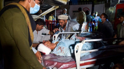 Bilant socant: Cel putin 60 de morti 140 de raniti, dupa atacul sinucigas la Kabul. 10 militari americani si-au pierdut viata in explozii