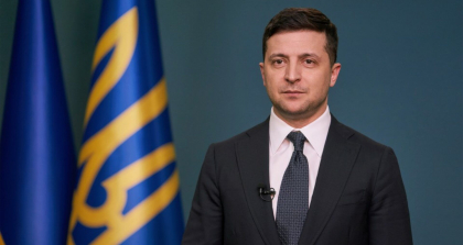 Avionul in care se afla Vladimir Zelenski a decolat spre Chisinau, dupa ce a aterizat de urgenta la Odessa din cauza cetii