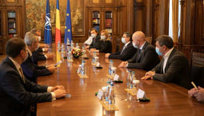 Presedintele Parlamentului, Igor Grosu, a avut o intrevedere cu Presedintele Romaniei, Klaus Iohannis - FOTO