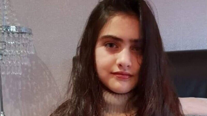 O adolescenta de 12 ani s-a sinucis dupa ce a fost agresata online pentru ca era victima unui viol - VIDEO O adolescenta de 12 ani s-a sinucis dupa ce a fost agresata online pentru ca era victima unui viol - VIDEO