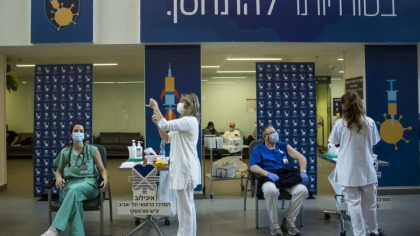 Israelienii se pregatesc deja de a patra doza de vaccin anti-Covid: „Asa va fi viata noastra de acum inainte” Israelienii se pregatesc deja de a patra doza de vaccin anti-Covid: „Asa va fi viata noastra de acum inainte”