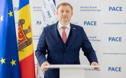 Gheorghe Cavcaliuc angajeaza. Dat in cautare de autoritatile de la noi, liderul PACE cauta oameni care sa lucreze pentru noua sa firma din Londra