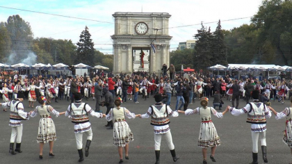 Ion Ceban cere Guvernului sa amane programul planificat pentru Ziua Orasului si Ziua Vinului: "Daca acestea nu vor fi amanate, pot fi introduse reguli stricte de participare" Ion Ceban cere Guvernului sa amane programul planificat pentru Ziua Orasului si Ziua Vinului: "Daca acestea nu vor fi amanate, pot fi introduse reguli stricte de participare"