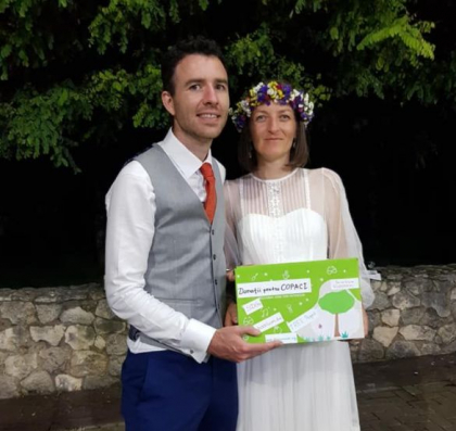 Un cuplu din Moldova va folosi banii castigati la nunta pentru a planta o padure. Cum au reactionat oaspetii - FOTO Un cuplu din Moldova va folosi banii castigati la nunta pentru a planta o padure. Cum au reactionat oaspetii - FOTO