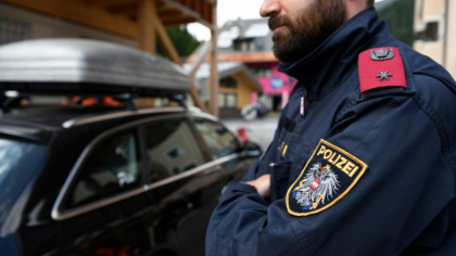 Un barbat a tinut cadavrul mamei lui in pivnita timp de un an pentru a primi in continuare pensia ei Un barbat a tinut cadavrul mamei lui in pivnita timp de un an pentru a primi in continuare pensia ei