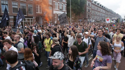Proteste impotriva restrictiilor sanitare in Turcia, Olanda si Austria