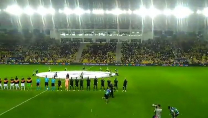 Sheriff Tiraspol sparge gheata in aceasta seara si devine prima echipa moldoveneasca din istorie, care joaca in grupele Ligii Campionilor Sheriff Tiraspol sparge gheata in aceasta seara si devine prima echipa moldoveneasca din istorie, care joaca in grupele Ligii Campionilor