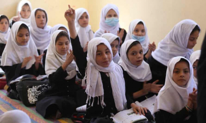 Talibanii interzic fetelor invatamantul secundar din Afganistan
Talibanii interzic fetelor invatamantul secundar din Afganistan