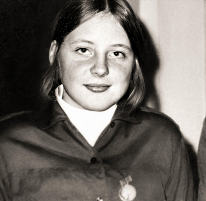 Cum arata Angela Merkel in copilarie si tinerete. Colectie de fotografii „de epoca” cu cancelarul german - GALERIE FOTO Cum arata Angela Merkel in copilarie si tinerete. Colectie de fotografii „de epoca” cu cancelarul german - GALERIE FOTO