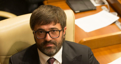 Ultima ora. Perchezii la domiciliul fostului deputat PD, Vladimir Andronachi. Este suspectat de implicare in dosarul „furtul miliardului”
