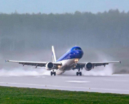 Dupa aproape cinci luni un avion Air Moldova care a fost avariat pe aeroportul din Moscova se intoarce in tara