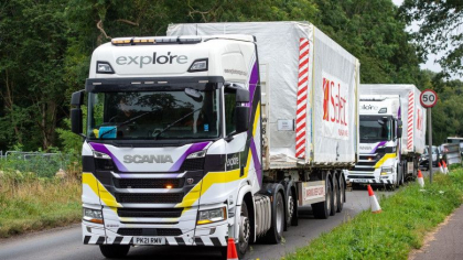 Guvernul britanic modifica regulile de imigratie, dupa ce criza soferilor de camion a lasat magazinele si benzinariile fara marfa Guvernul britanic modifica regulile de imigratie, dupa ce criza soferilor de camion a lasat magazinele si benzinariile fara marfa