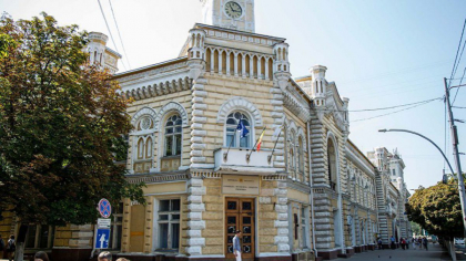 Primaria Chisinaului anunta ca va continua testarea gratuita a profesorilor - VIDEO Primaria Chisinaului anunta ca va continua testarea gratuita a profesorilor - VIDEO