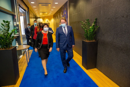 Republica Moldova a primit 36,4 milioane de euro — prima transa din cele 600 milioane, acordate de Comisia Europeana Republica Moldova a primit 36,4 milioane de euro — prima transa din cele 600 milioane, acordate de Comisia Europeana