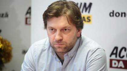 Dumitru Alaiba: „Unii acum ne fac sa aratam in public exact ca si cei pe care i-am dat jos” Dumitru Alaiba: „Unii acum ne fac sa aratam in public exact ca si cei pe care i-am dat jos”