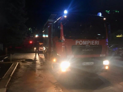 Un hotel din Balti a luat foc. Cinci persoane au fost evacuate - FOTO Un hotel din Balti a luat foc. Cinci persoane au fost evacuate - FOTO