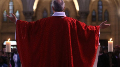 Investigatie: Peste 200.000 de copii au fost abuzati sexual de preoti catolici francezi din 1950 si pana astazi Investigatie: Peste 200.000 de copii au fost abuzati sexual de preoti catolici francezi din 1950 si pana astazi