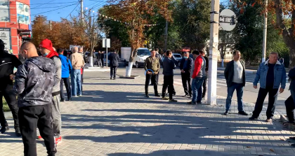 Protest la Comrat in sustinerea lui Alexandr Stoianoglo - VIDEO Protest la Comrat in sustinerea lui Alexandr Stoianoglo - VIDEO