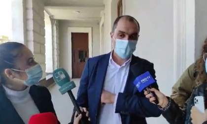 Ofiterii SIS si procurorul anticoruptie au venit si astazi la sediul PG. Victor Furtuna: "Este secretul anchetei" - VIDEO 