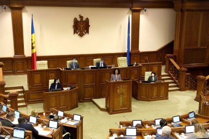 Datornicii nu vor putea fi evacuati din casa in perioada rece a anului. Proiectul a fost votat in lectura finala Datornicii nu vor putea fi evacuati din casa in perioada rece a anului. Proiectul a fost votat in lectura finala