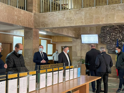 Blocului Comunistilor si Socialistilor au depus garantii personale, in scris, la Judecatoria Ciocana, pentru eliberarea din arest a lui  Alexandr Stoianoglo /DOC