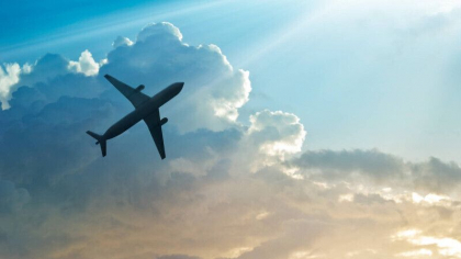 Un avion s-a prabusit langa un liceu, in California. Cel putin doua persoane au murit - VIDEO Un avion s-a prabusit langa un liceu, in California. Cel putin doua persoane au murit - VIDEO