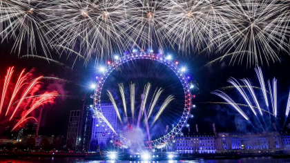 Focurile de artificii de Anul Nou de la Londra, anulate pentru al doilea an consecutiv din cauza pandemiei Focurile de artificii de Anul Nou de la Londra, anulate pentru al doilea an consecutiv din cauza pandemiei