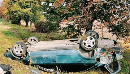 Accident la Orhei. Un barbat s-a rasturant cu masina dupa ce a adormit la volan - FOTO Accident la Orhei. Un barbat s-a rasturant cu masina dupa ce a adormit la volan - FOTO
