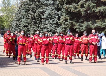 22 de medici din Republica Moldova vor merge in Romania pentru a ajuta in lupta impotriva Covid. Ala Nemerenco: "Sangele apa nu se face" 22 de medici din Republica Moldova vor merge in Romania pentru a ajuta in lupta impotriva Covid. Ala Nemerenco: "Sangele apa nu se face"