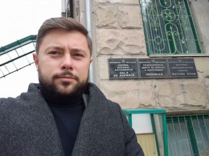 Victor Chironda a fost audiat in calitate de martor pe unul dintre cazurile de autorizare ilegala a constructiilor din Chisinau Victor Chironda a fost audiat in calitate de martor pe unul dintre cazurile de autorizare ilegala a constructiilor din Chisinau